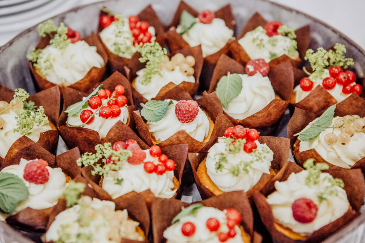 Köstliche Muffins &amp; Cremige Cupcakes - Bella&amp;#39;s Tortenschmiede