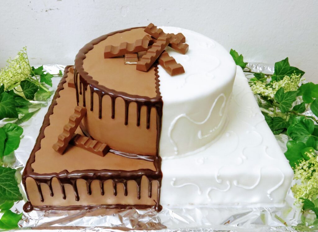 Hochzeitstorte mit Kinderschokolade